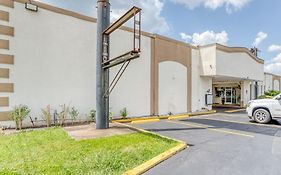 Oyo Hotel Alexandria La- Hwy 165